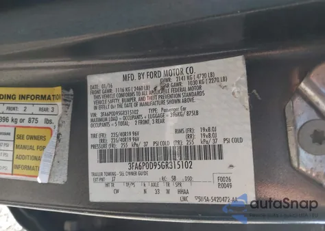 2016 Ford Fusion Titanium z USA, uszkodzony, nr VIN 3FA6P0D95GR315102